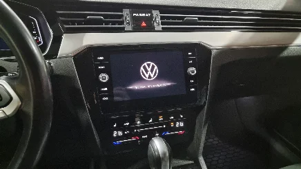 Volkswagen Passat photo-14